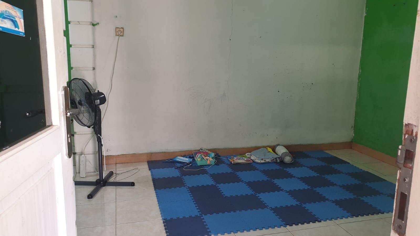 Rumah Hook Dijual Murah di Villa Mutiara 1 Cifest Cikarang